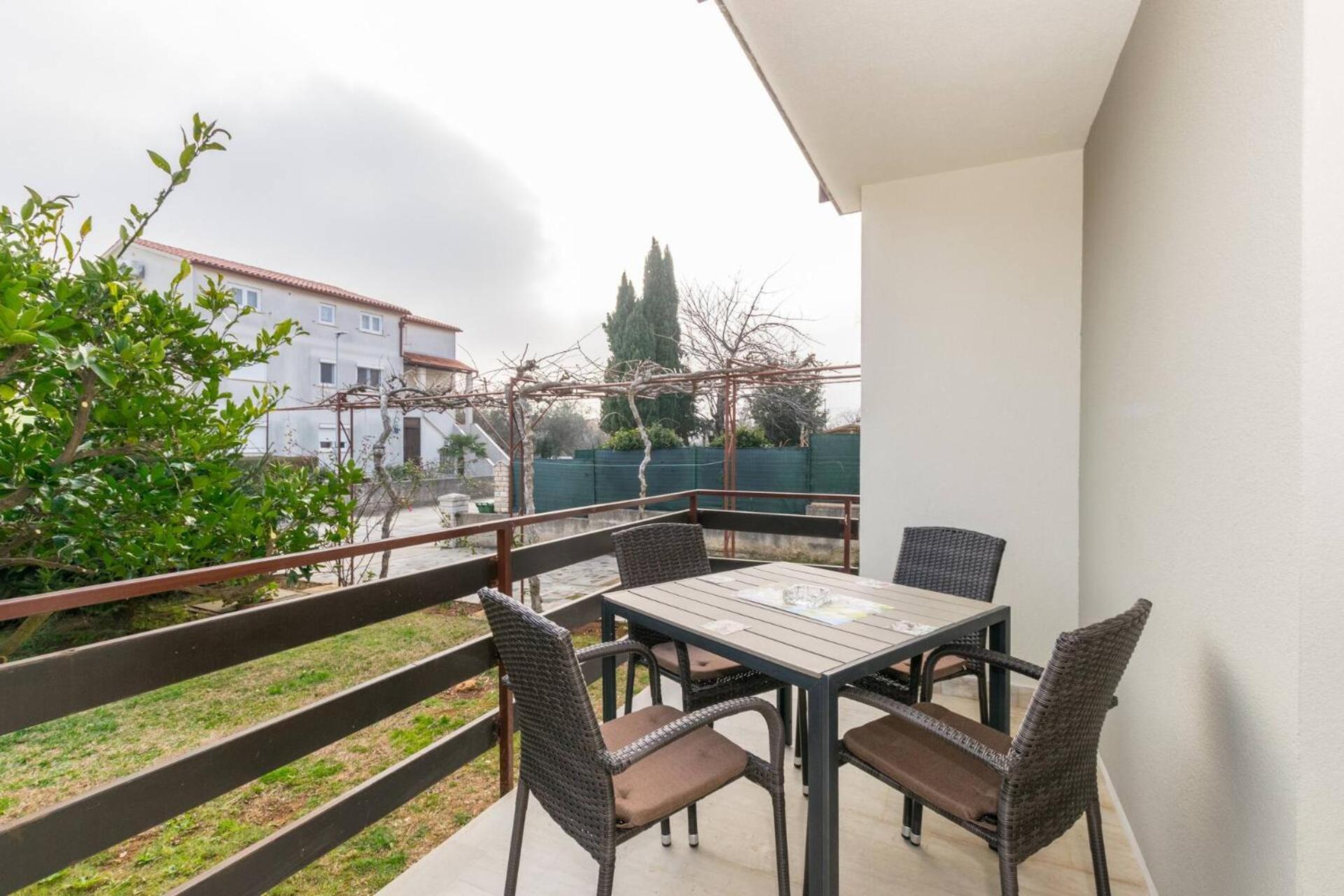 Family House With 2 Apartments - Irma Medulin Exteriér fotografie